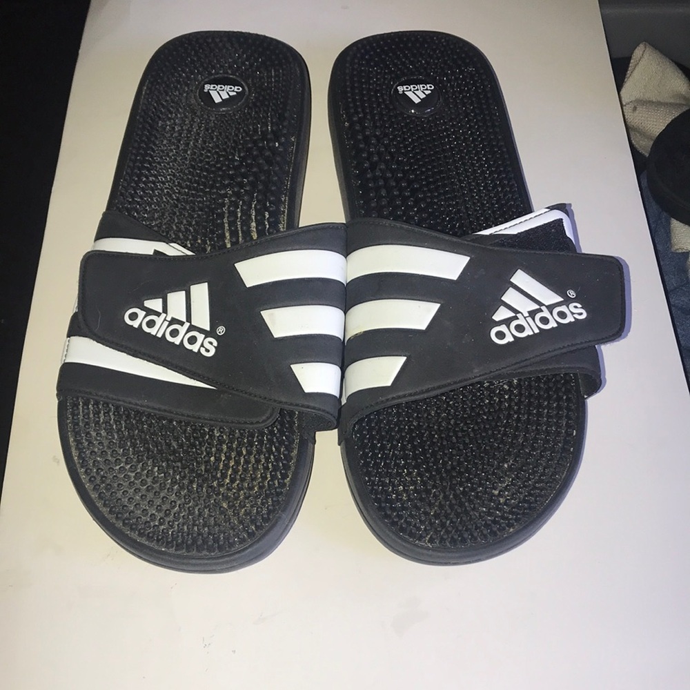 Men’s Pre-Loved Adidas Adissage Slides